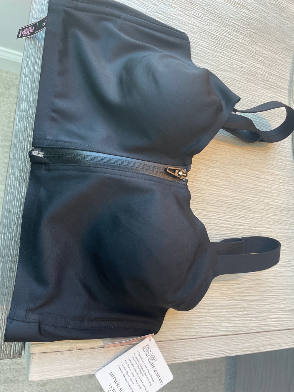 Victoria's Secret Black Knockout Front-Zip/Front Close Adjustable Sports Bra 34C